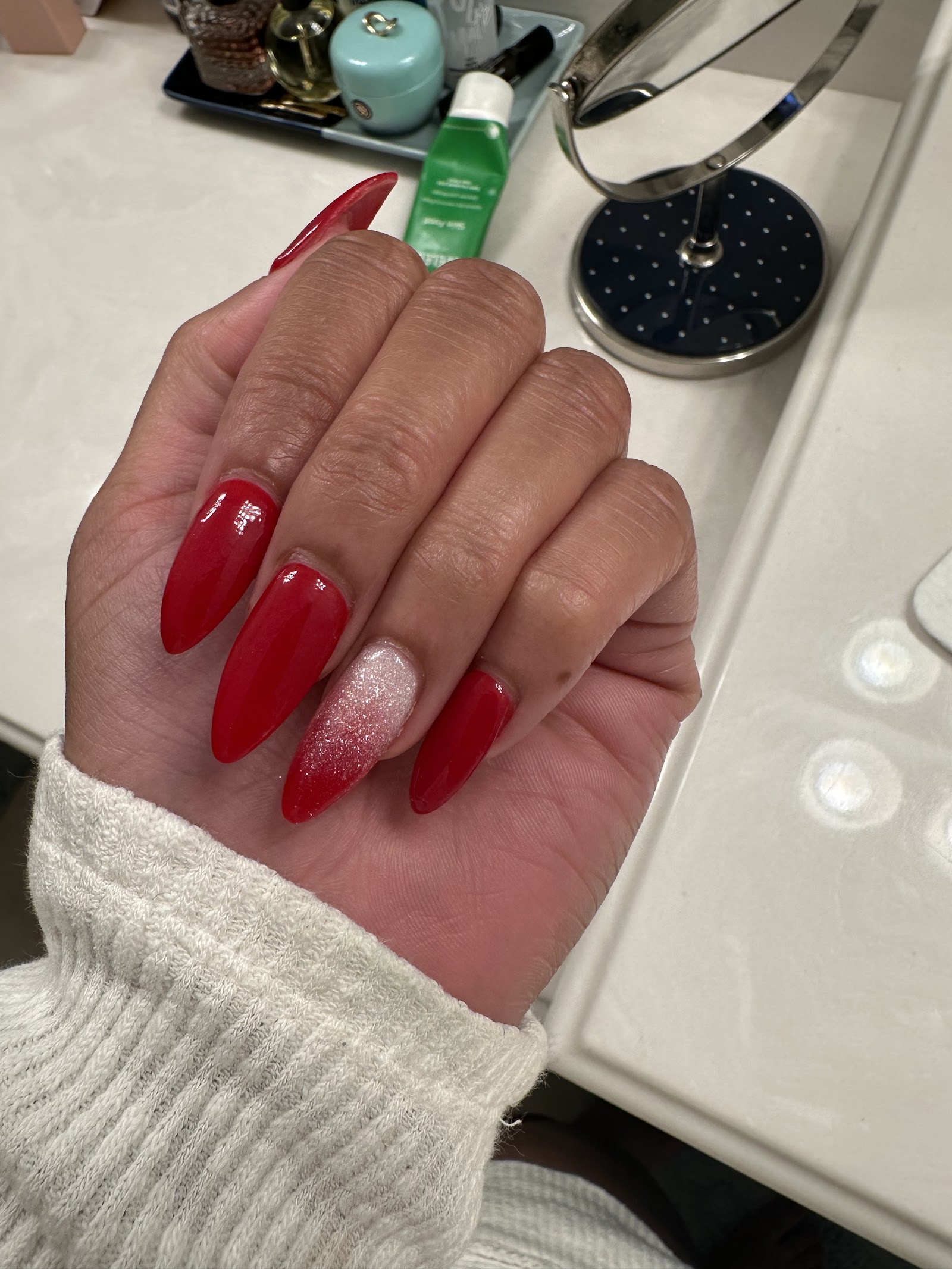 Picasso of Main Nails & Spa nail photo 3